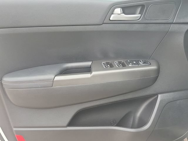 Used 2020 Kia Sportage LX FWD image 21
