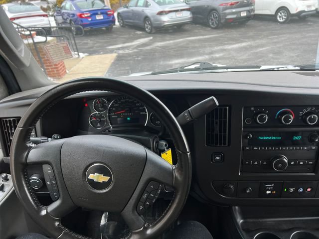 Used 2022 Chevrolet Express 3500 Work Van w/ Driver Convenience Package image 26