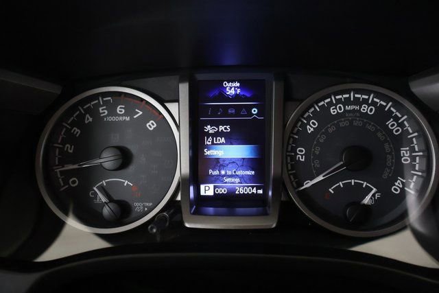 Certified 2018 Toyota Tacoma SR5 image 14
