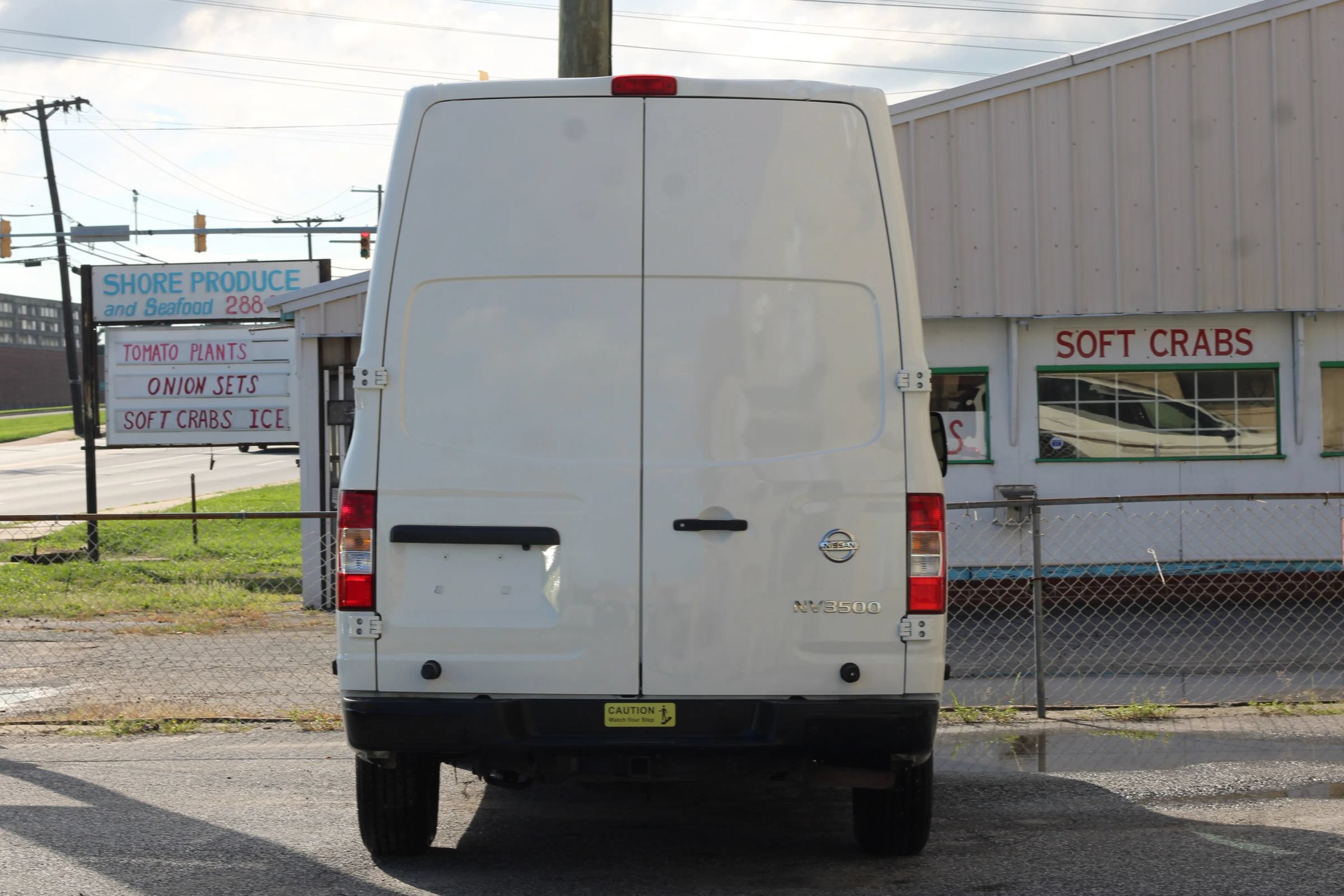 Used 2017 Nissan NV 3500 SV RWD image 7