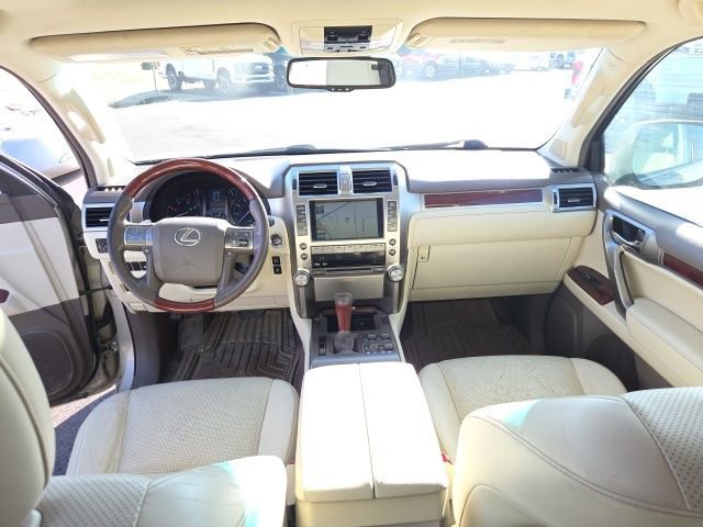 Used 2010 Lexus GX 460 Premium image 17