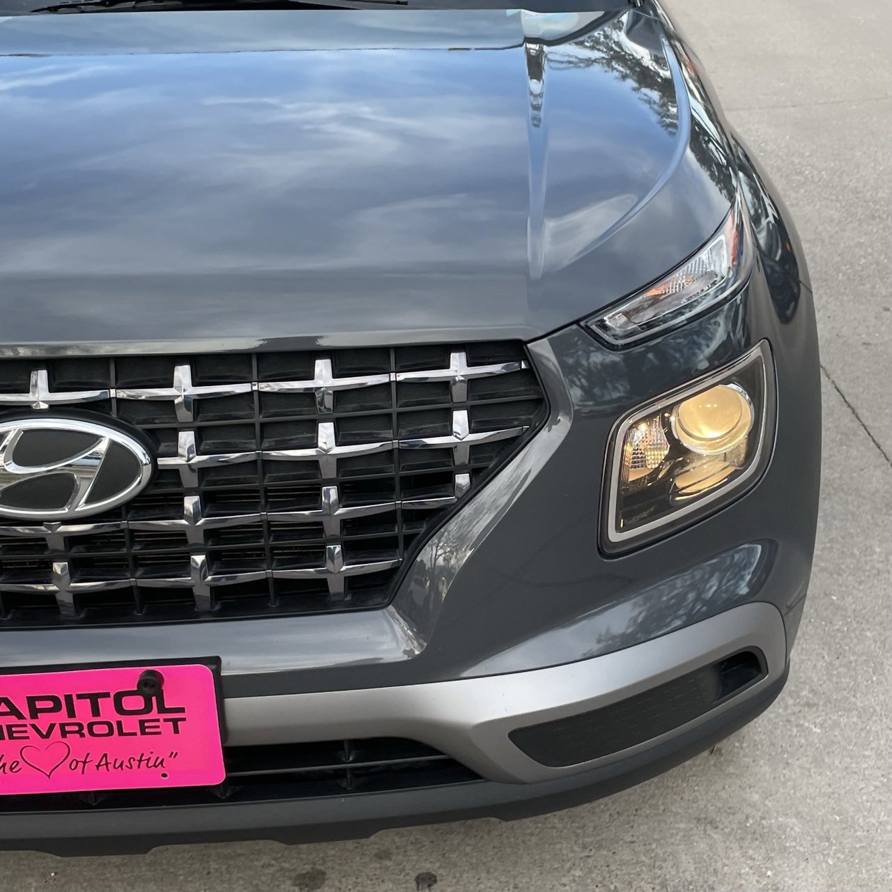 Used 2025 Hyundai Venue SEL image 7