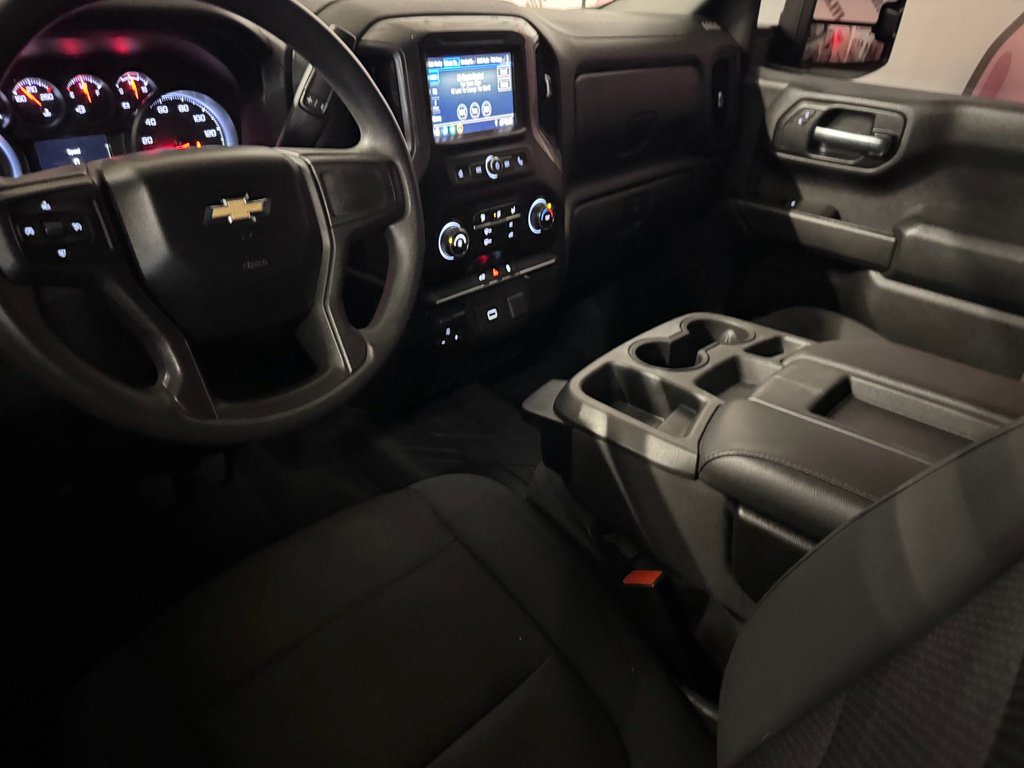 Used 2019 Chevrolet Silverado 1500 Custom w/ Custom Max Trailering Package image 18