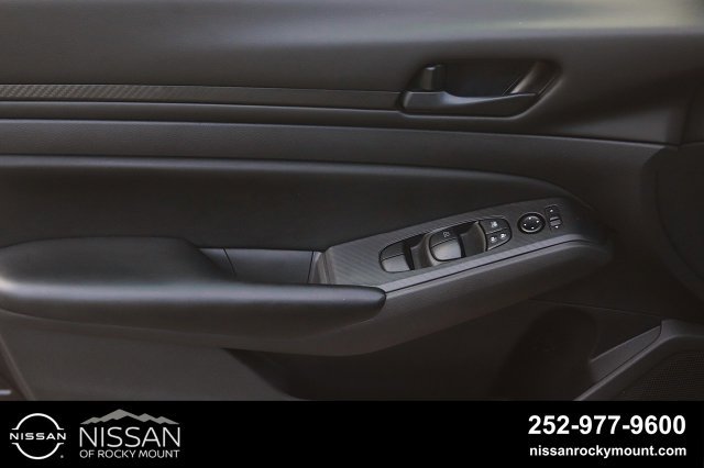 Certified 2025 Nissan Altima 2.5 S FWD image 10