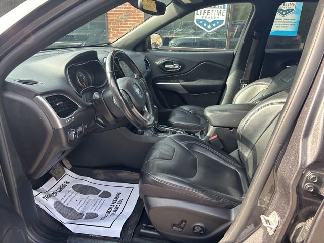 Used 2020 Jeep Cherokee High Altitude AWD/4WD image 5