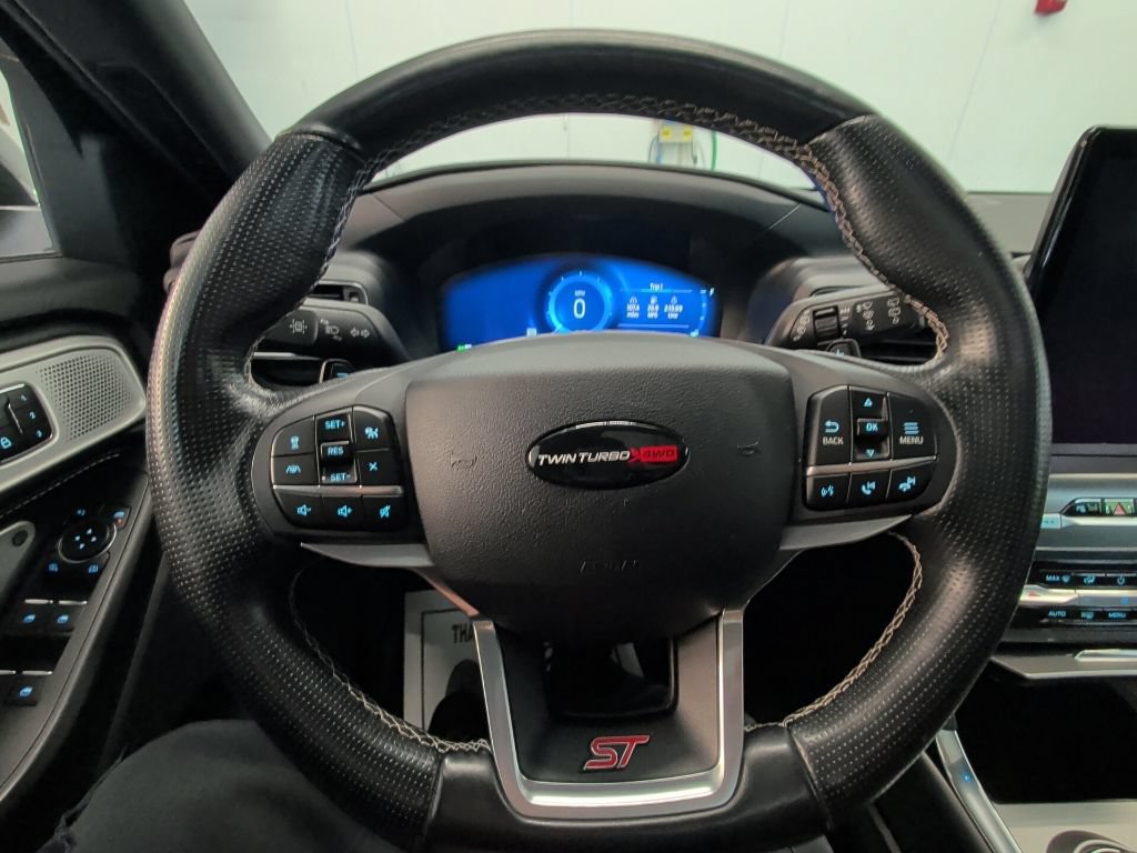 Used 2020 Ford Explorer ST w/ Premium Technology Package AWD/4WD image 23