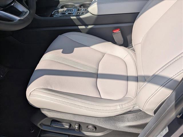 New 2025 Honda Pilot EX-L image 4