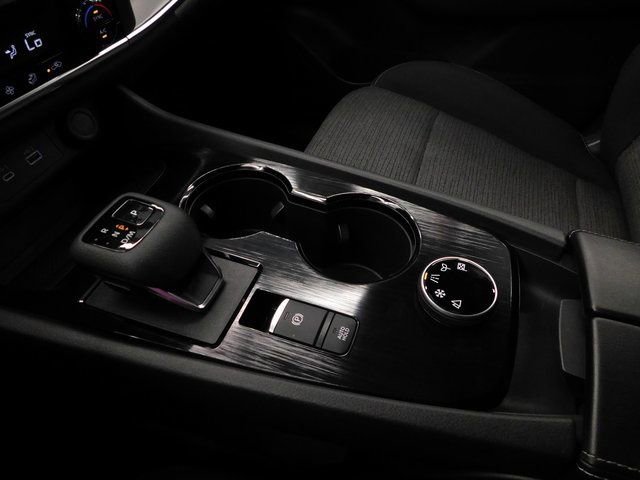 Certified 2023 Nissan Rogue SV image 40