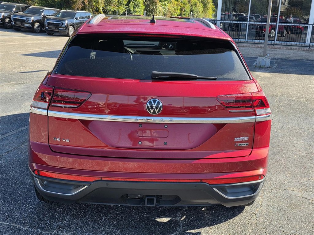 Used 2020 Volkswagen Atlas Cross Sport SE w/ Panoramic Sunroof Package image 4