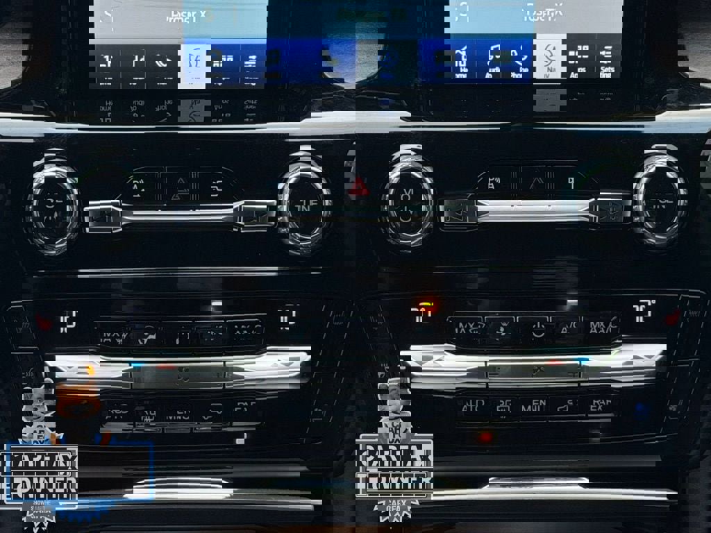 Used 2021 Ford Explorer Platinum w/ Equipment Group 601A image 15