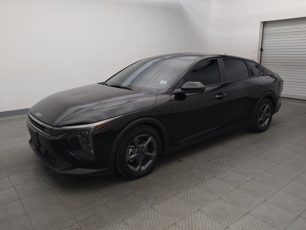 Used 2025 Kia K4 FWD image 2