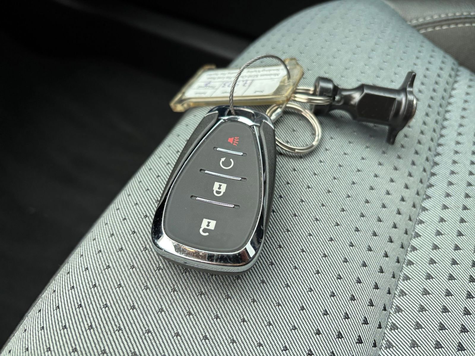 Used 2025 Chevrolet Trax LT image 18