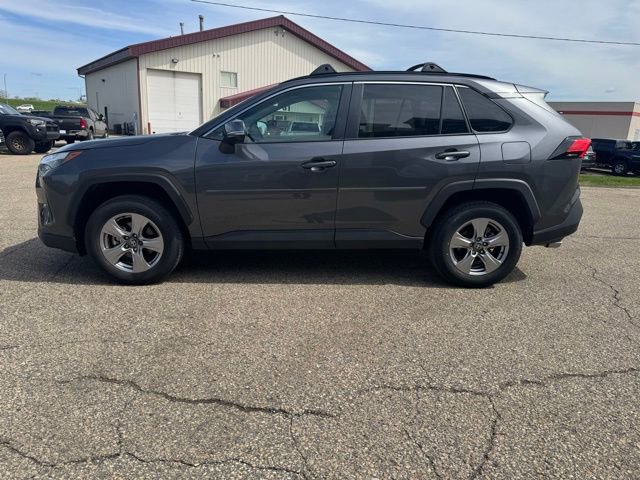 Used 2025 Toyota RAV4 XLE AWD/4WD image 15