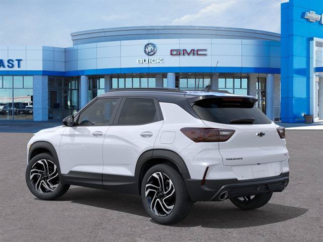 New 2026 Chevrolet TrailBlazer RS w/ Convenience Package FWD image 3
