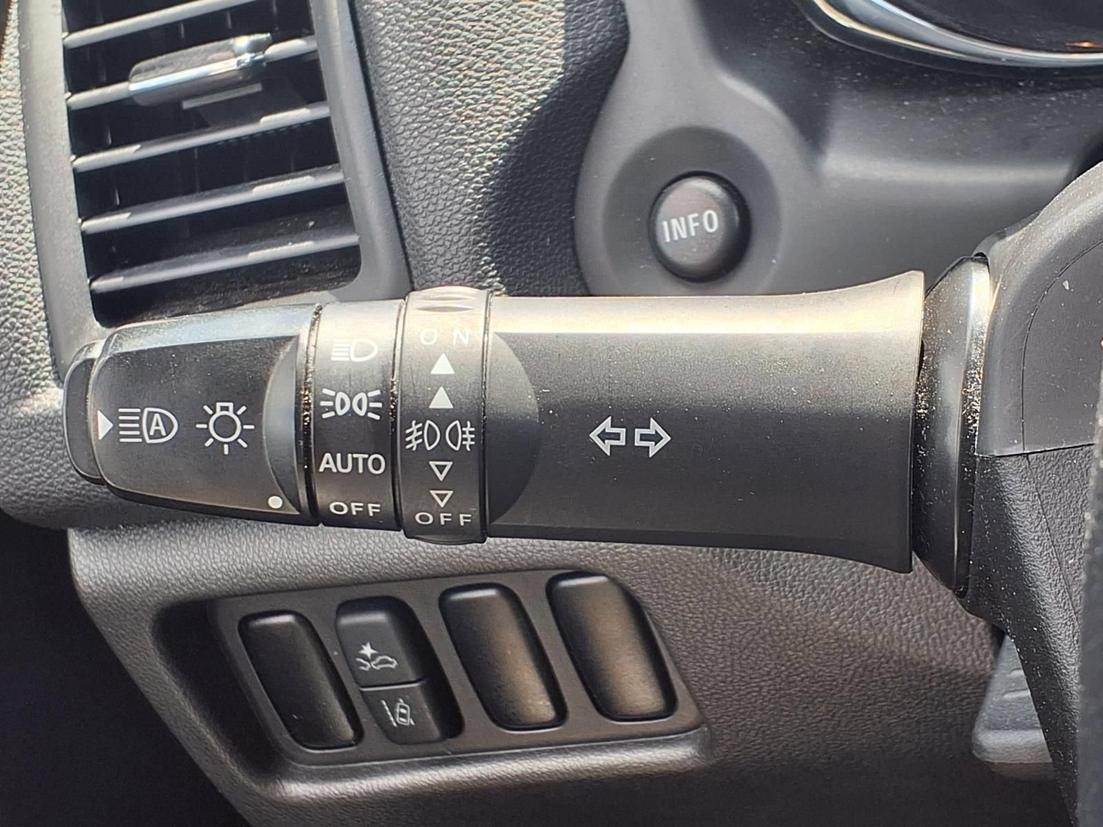Used 2024 Mitsubishi Outlander Sport SE AWD/4WD image 13