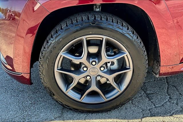 Used 2020 Jeep Grand Cherokee Limited X image 34