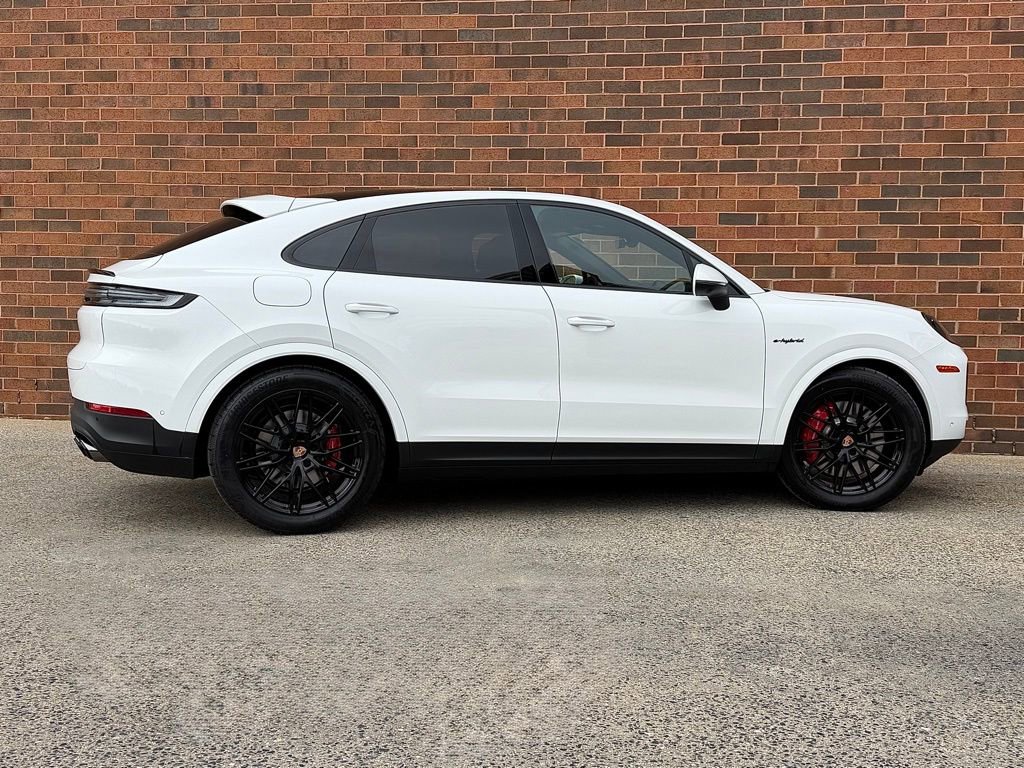 New 2026 Porsche Cayenne S image 7