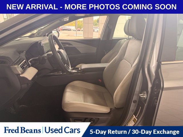 Used 2026 Toyota Camry XLE w/ Premium Package AWD/4WD image 11