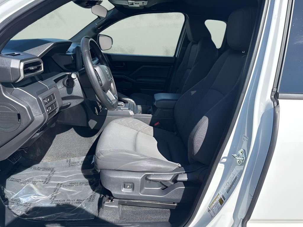 Used 2024 Toyota Tacoma SR image 9