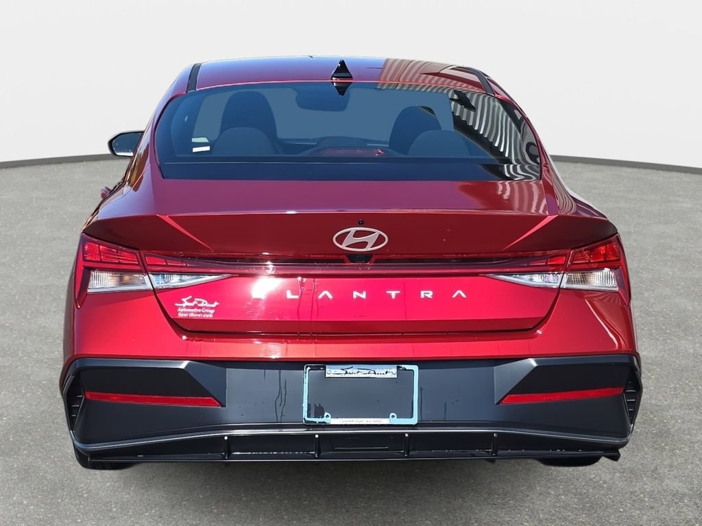 Certified 2024 Hyundai Elantra SEL w/ Convenience Package FWD image 6