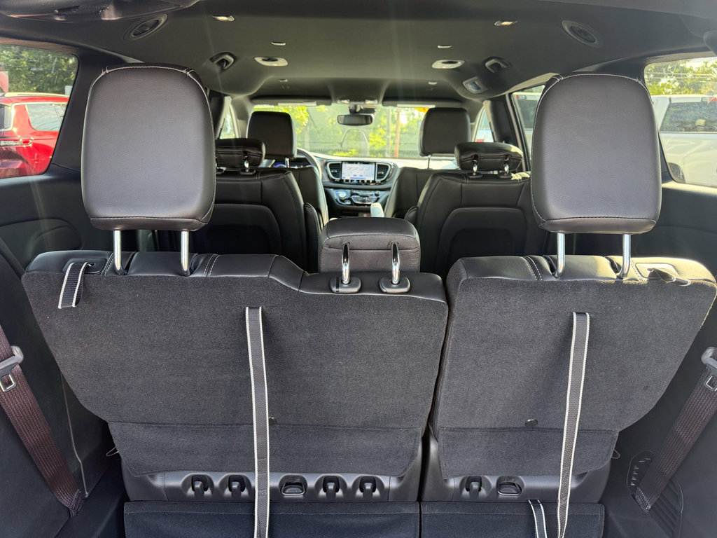 New 2026 Chrysler Pacifica Select image 14