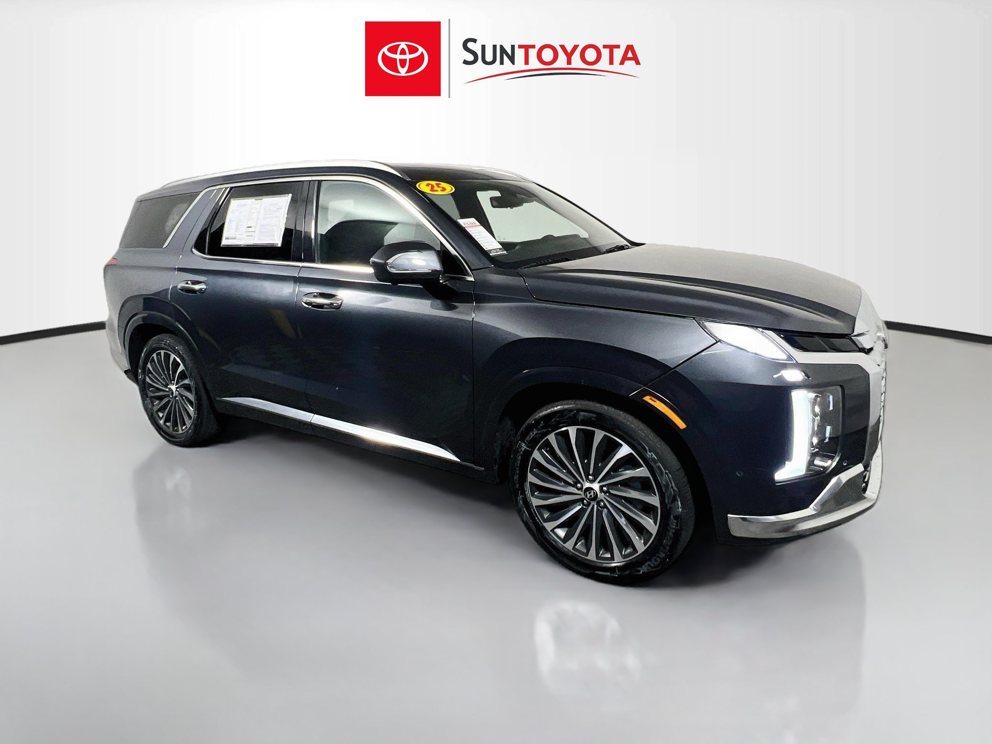 Used 2025 Hyundai Palisade Calligraphy AWD/4WD image 1