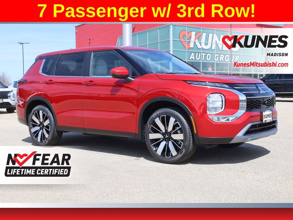 New 2025 Mitsubishi Outlander SE