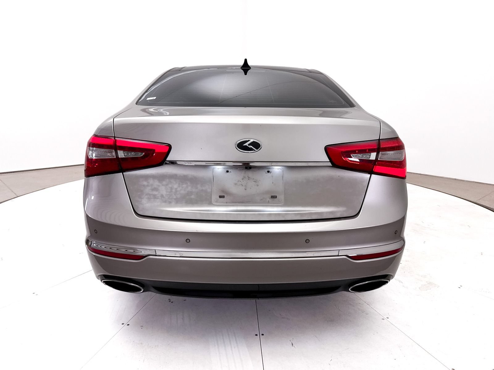 Used 2014 Kia Cadenza Premium w/ Luxury Package FWD image 12