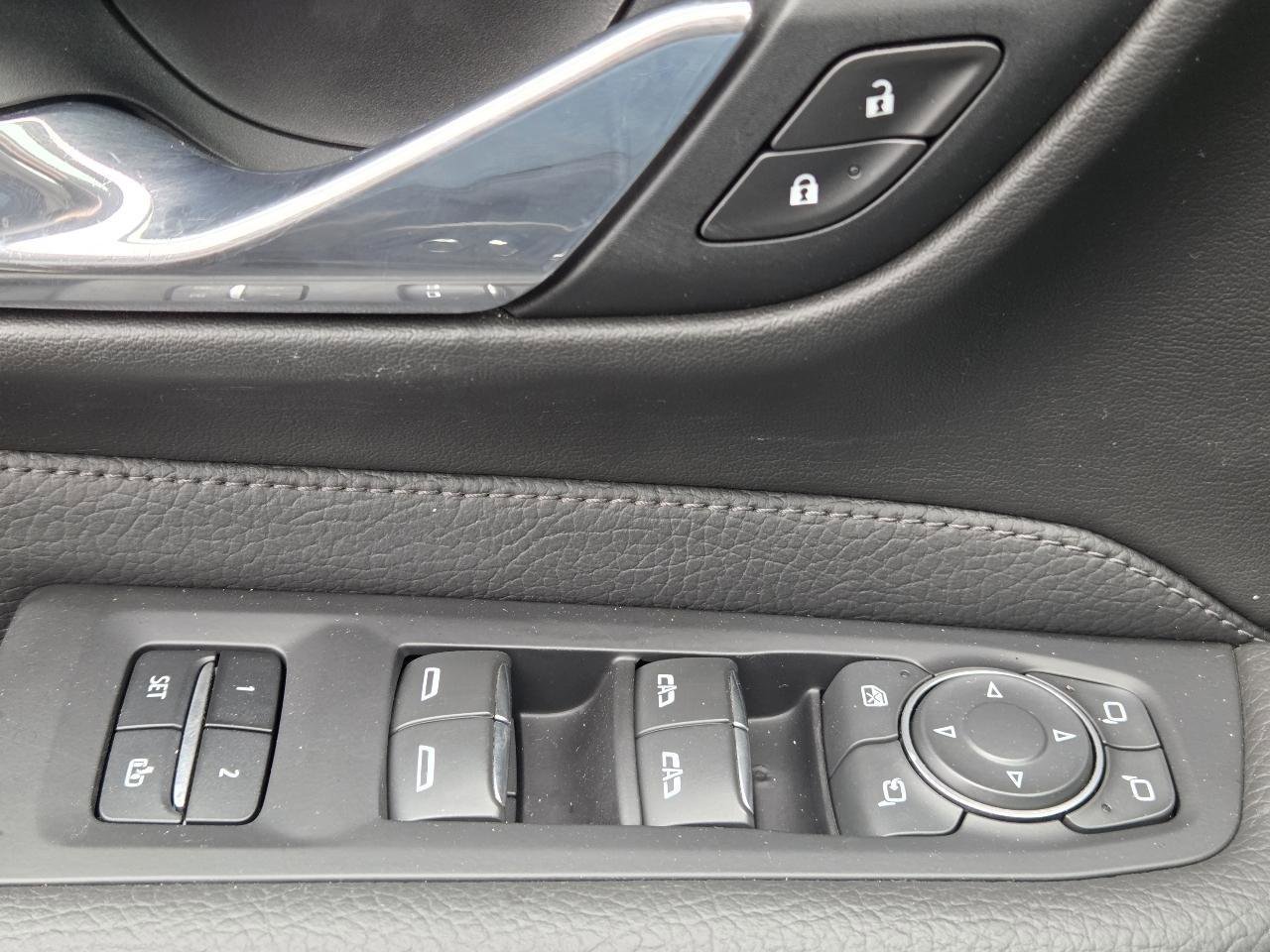 Used 2021 GMC Yukon Denali w/ Denali Ultimate Package image 41