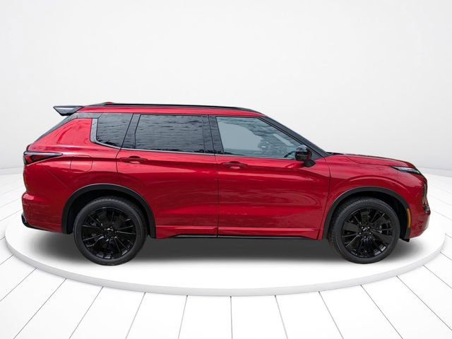 New 2026 Mitsubishi Outlander SEL Black Edition FWD image 3