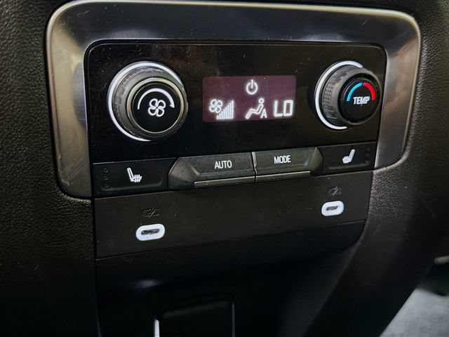 Used 2022 Chevrolet Tahoe Premier RWD image 26