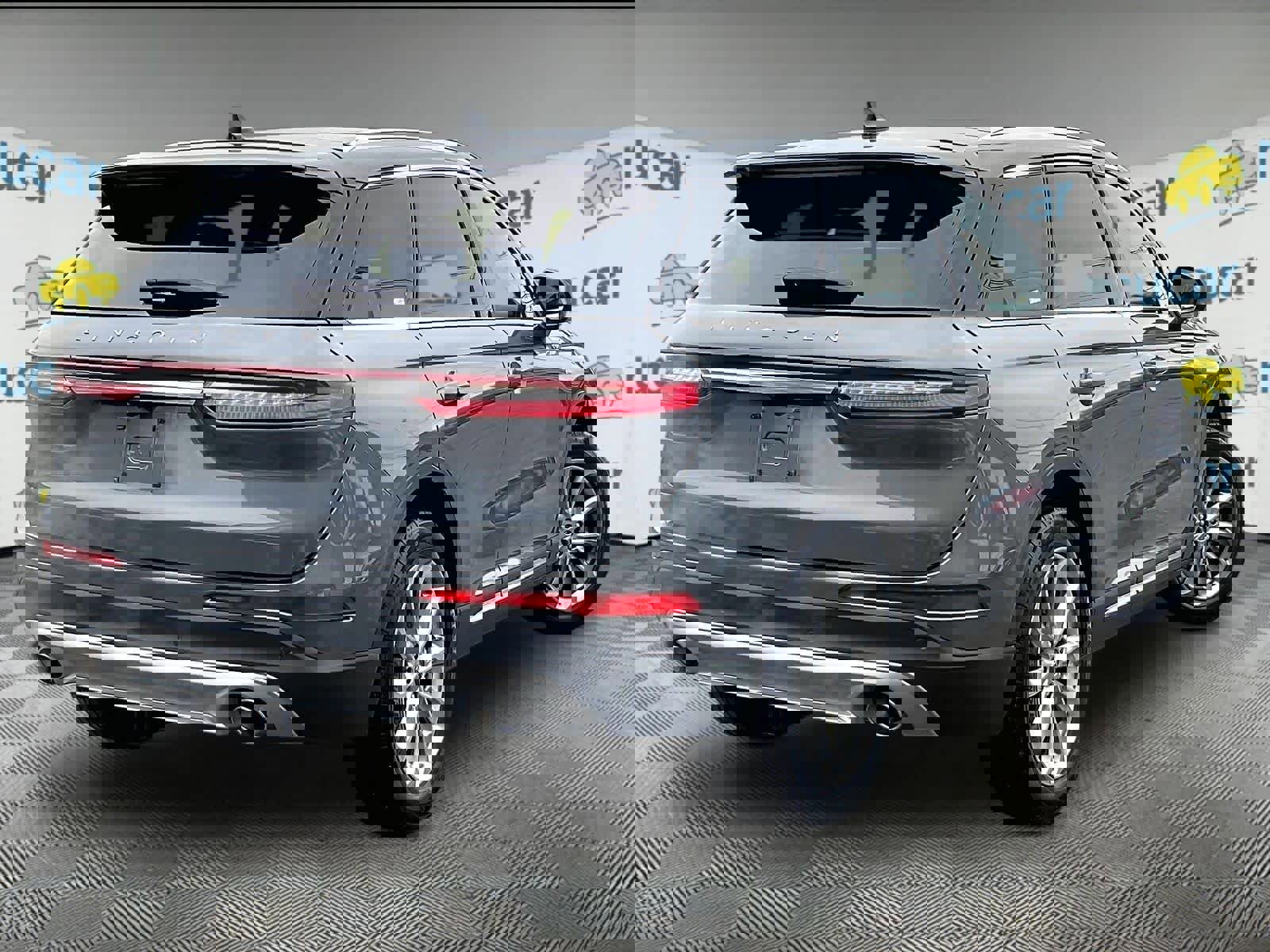 Used 2022 Lincoln Corsair AWD w/ Premium Package image 6