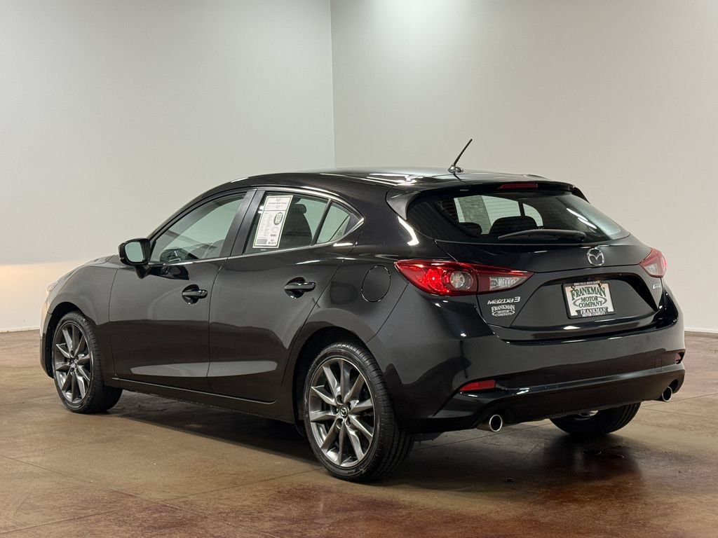 Used 2018 MAZDA MAZDA3 Touring FWD image 5