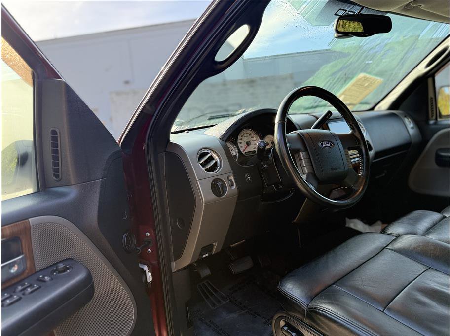 Used 2004 Ford F150 XLT image 13