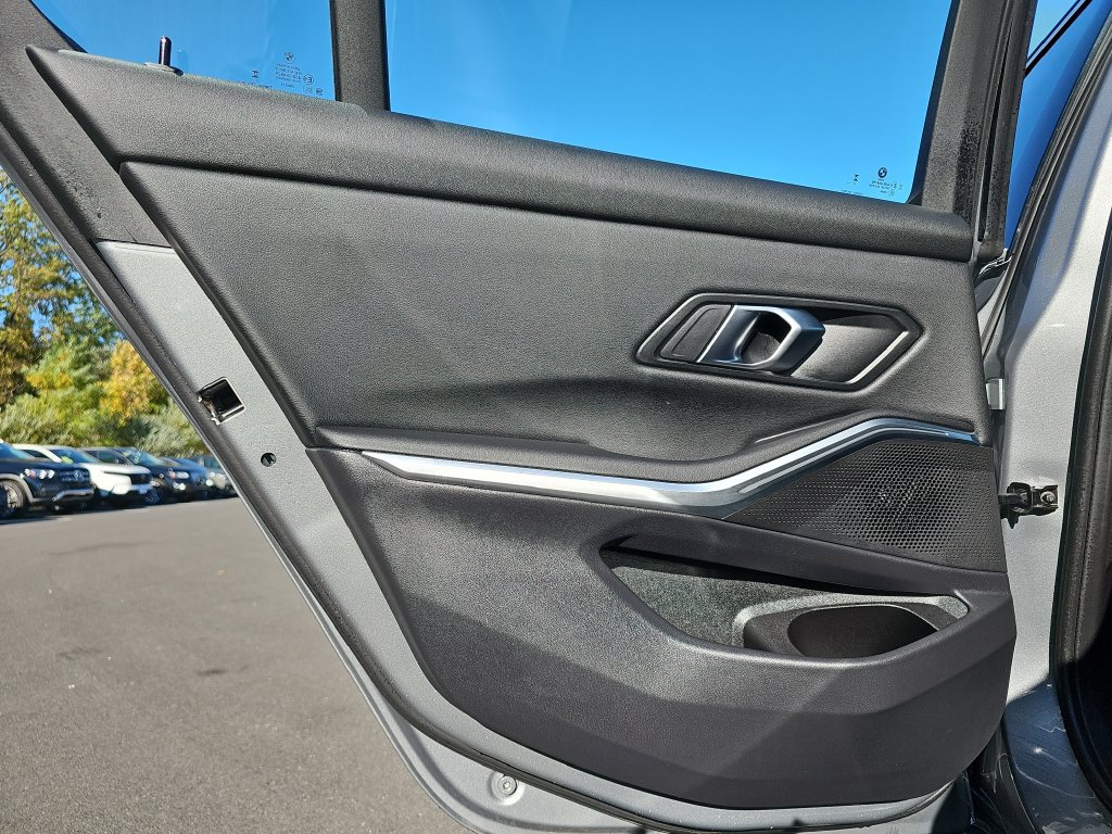 Certified 2024 BMW 330i xDrive Sedan w/ Premium Package AWD/4WD image 25