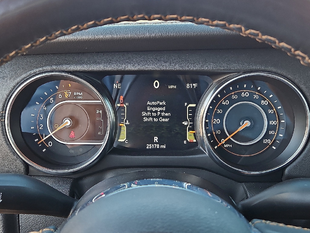 Used 2022 Jeep Gladiator Overland AWD/4WD image 29