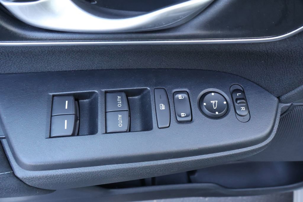Used 2020 Honda CR-V EX image 13