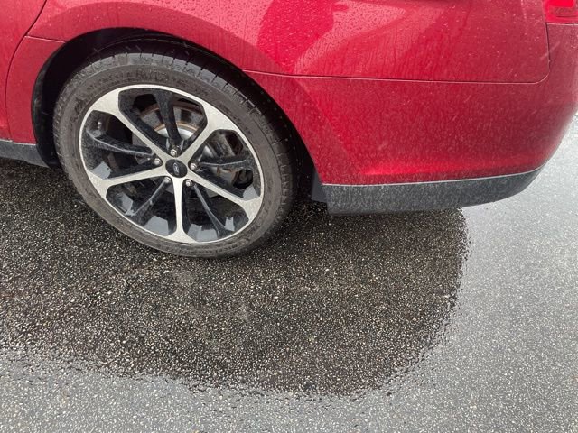 Used 2015 Ford Taurus SEL w/ Equipment Group 201A image 10