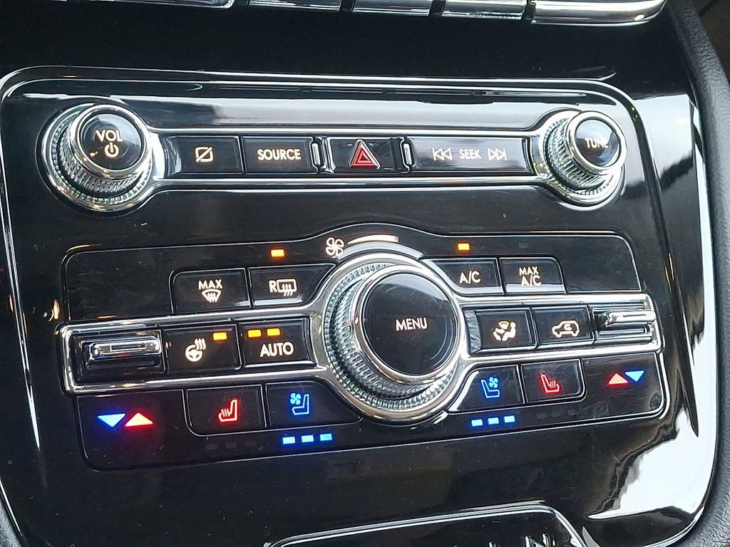 Used 2022 Lincoln Corsair Reserve w/ Equipment Group 201A AWD/4WD image 16