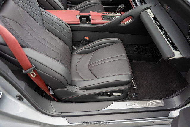 Used 2022 Lexus LC 500 Convert w/ Accessory Package RWD image 34