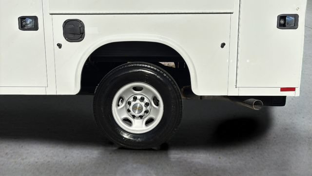 New 2025 Chevrolet Express 3500 w/ Power Convenience Package RWD image 12