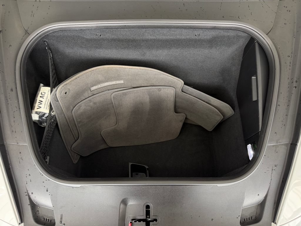 Certified 2021 Porsche 911 AWD/4WD image 28