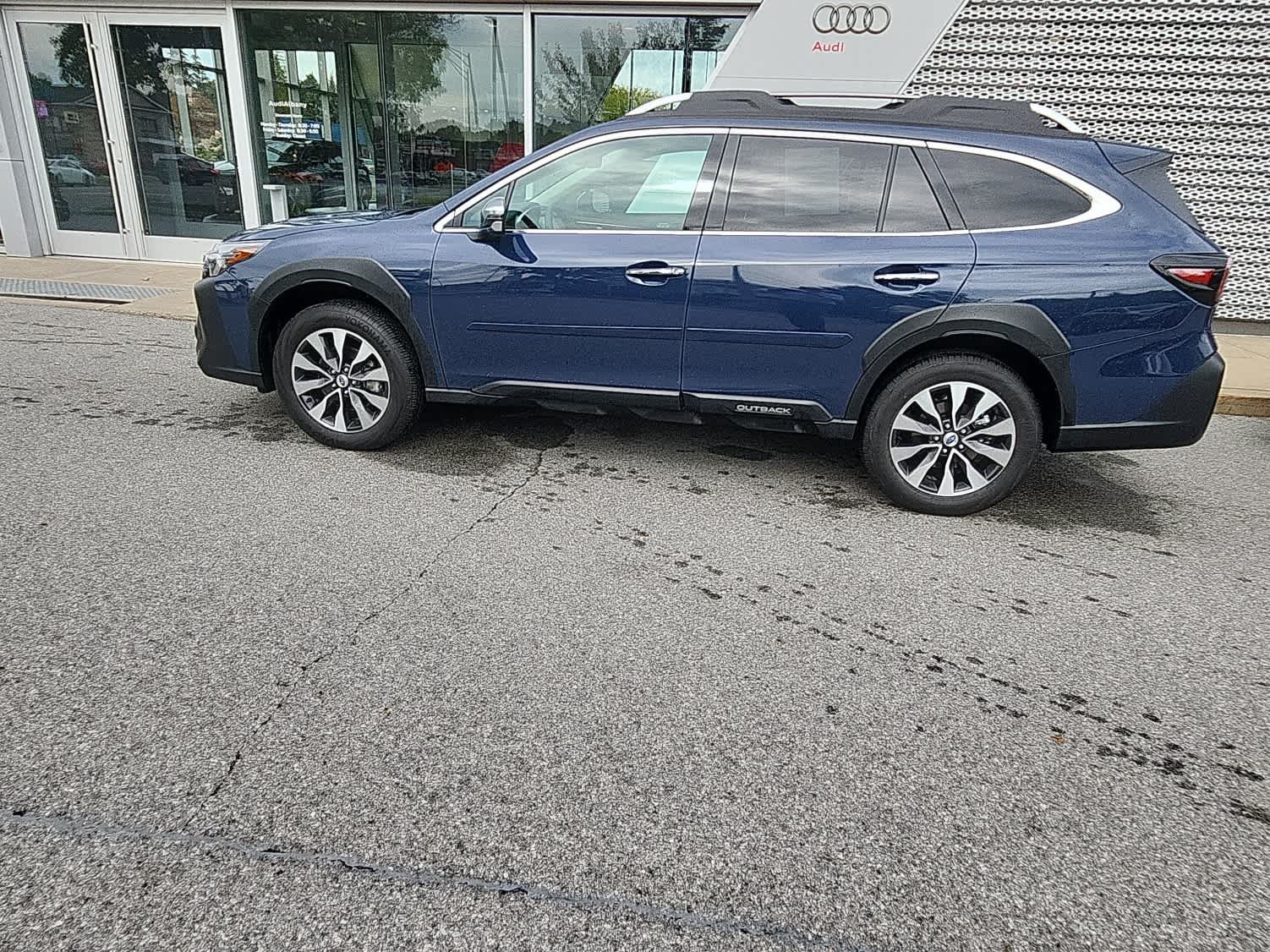 Used 2025 Subaru Outback Touring w/ Tech Package 3
