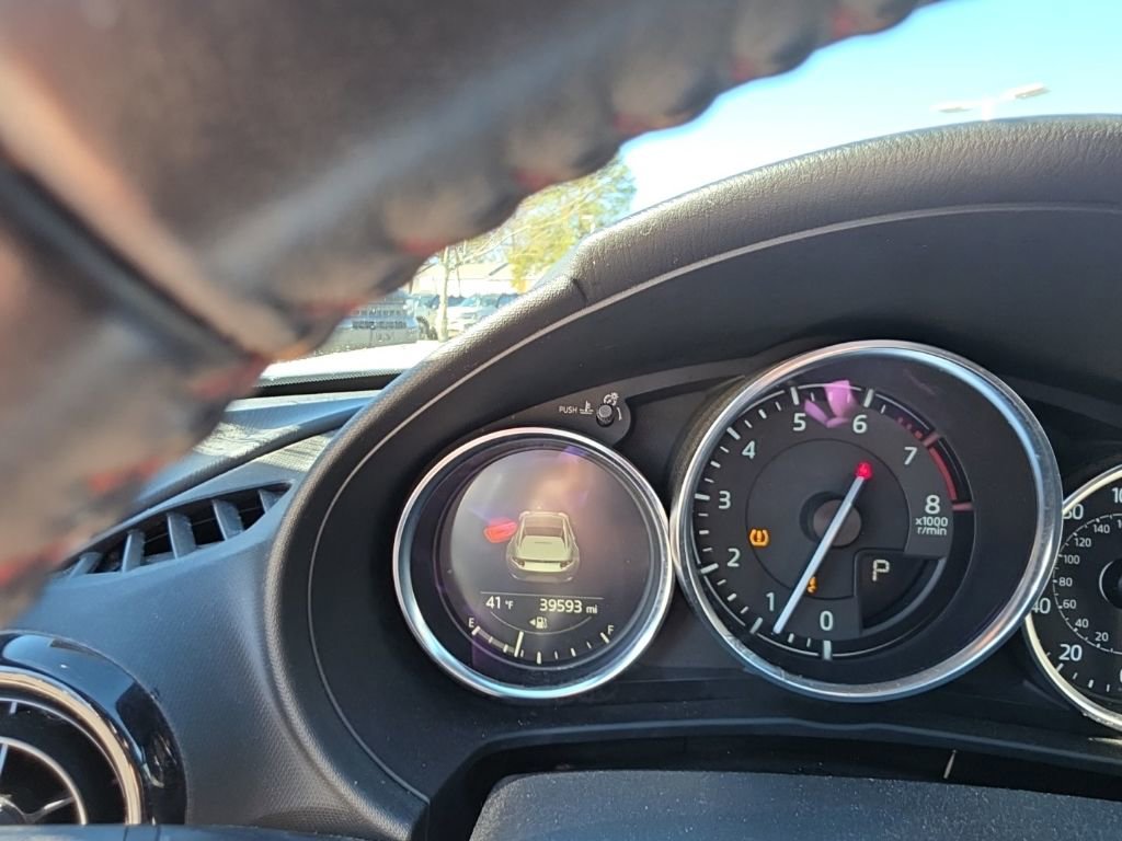 Used 2017 MAZDA MX-5 Miata RF Club image 10