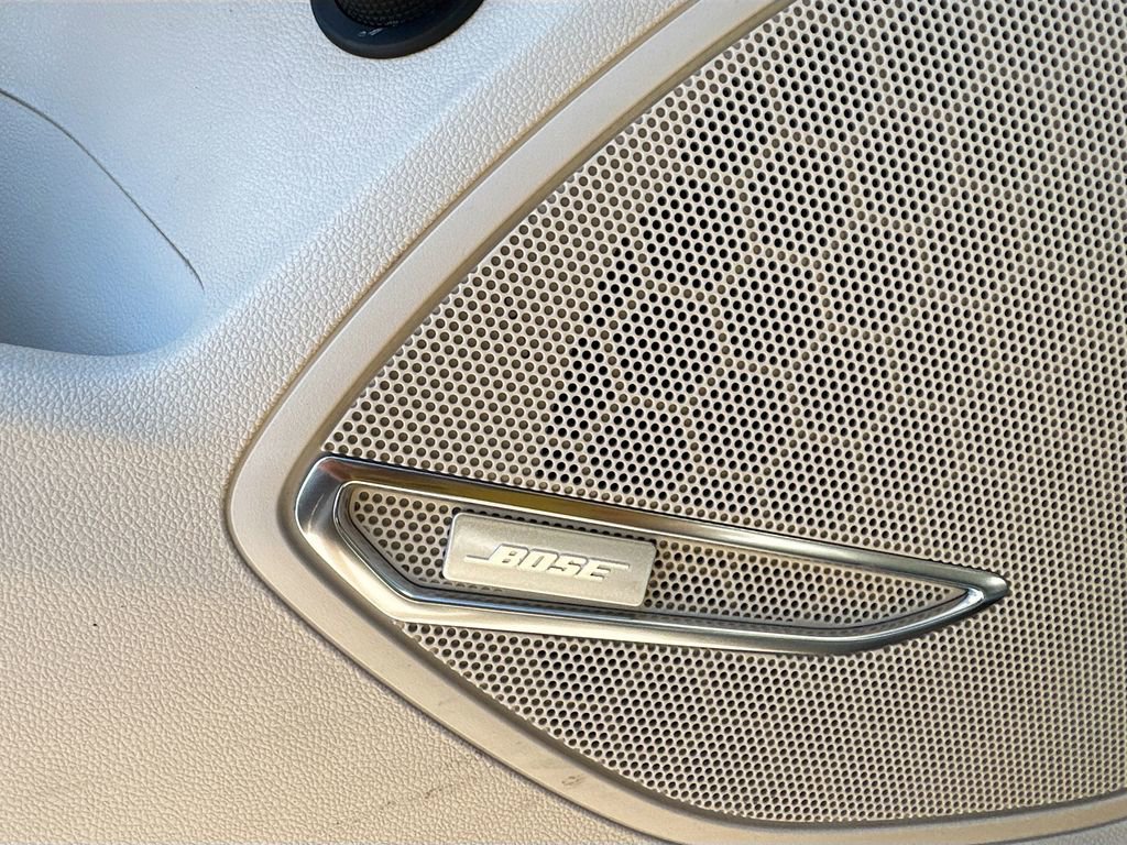 Used 2023 Buick Envision Avenir AWD/4WD image 10