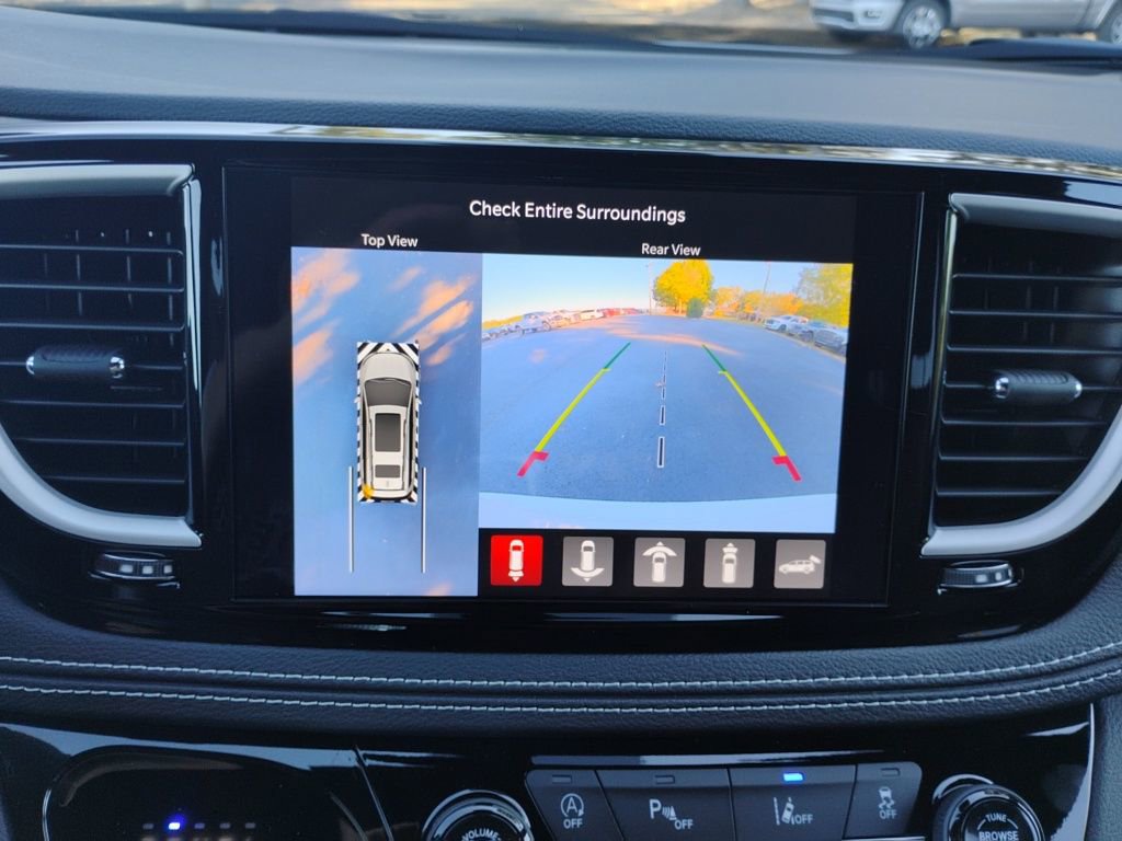 New 2026 Chrysler Pacifica Select image 35