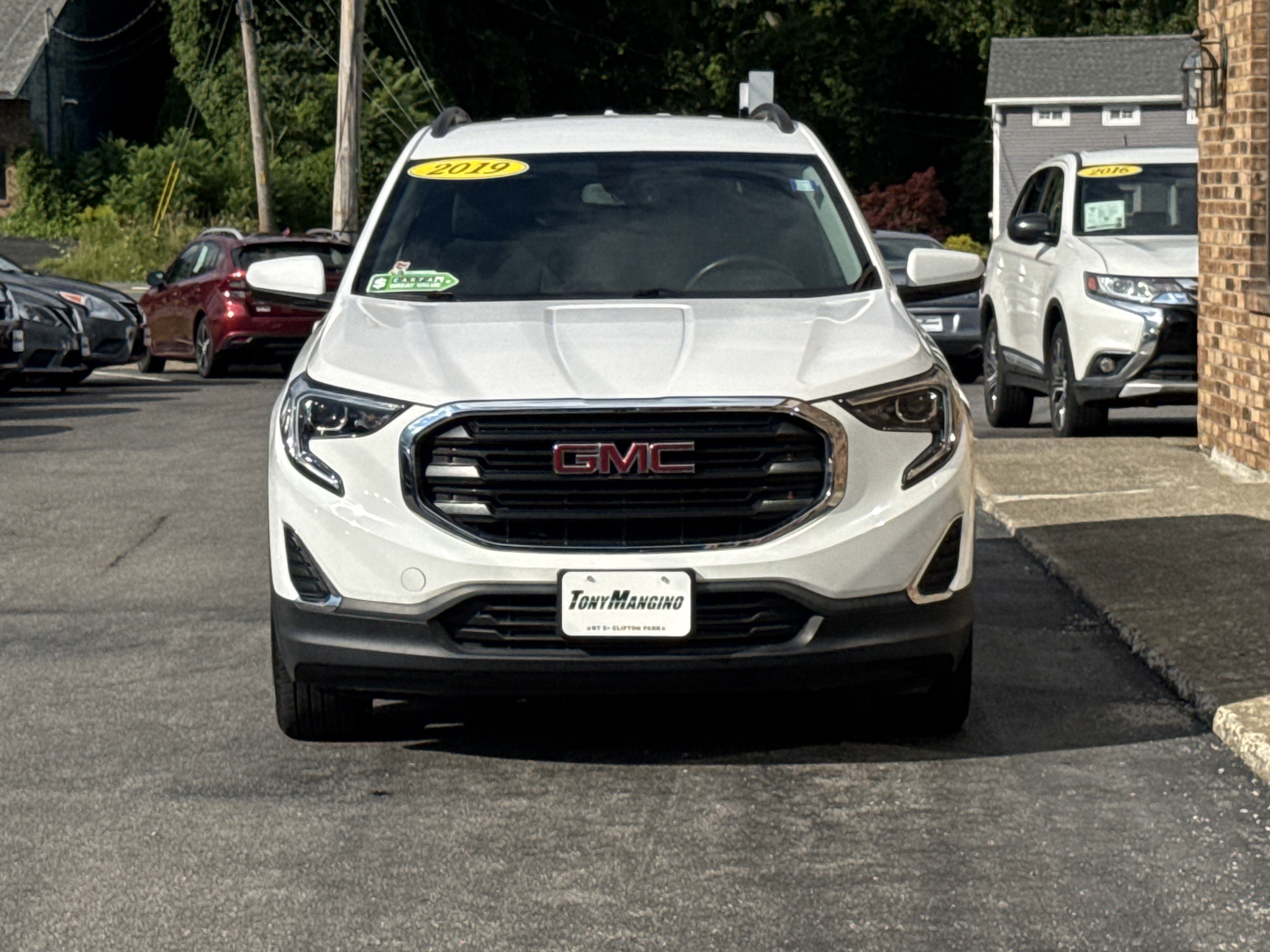 Used 2019 GMC Terrain SLE w/ Driver Convenience Package AWD/4WD image 8