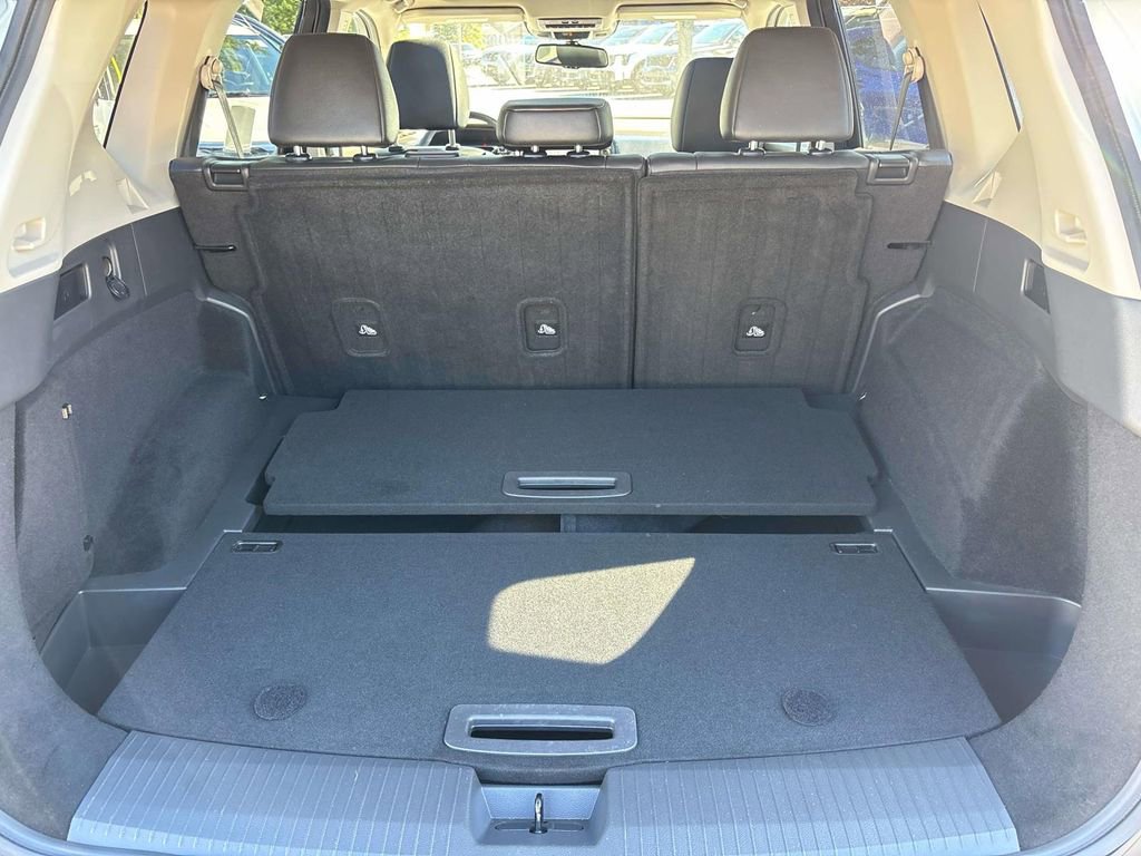 Used 2021 Nissan Rogue SL w/ Premium Package image 17