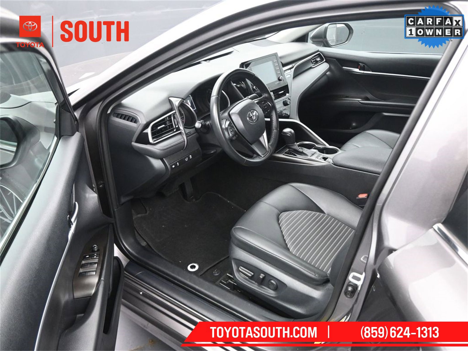 Used 2024 Toyota Camry SE image 9