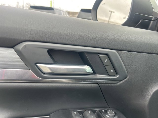 Used 2025 GMC Terrain Elevation image 12